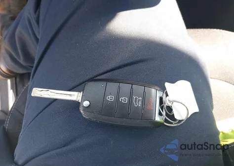 2018 Kia Soul + z USA, uszkodzony, nr VIN KNDJP3A53J7560986